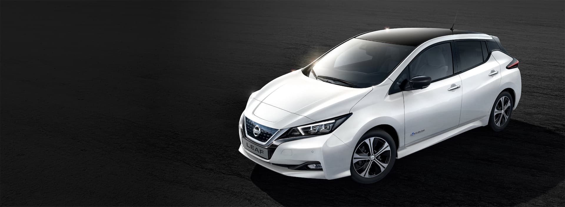 Nissan leaf elektromos autó töltés