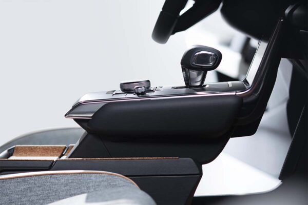 Mazda mx30 töltés, elektromos autó töltőkábel, leírás, irányváltó Mazda mx30 töltés, elektromos autó töltőkábel, leírás, irányváltó